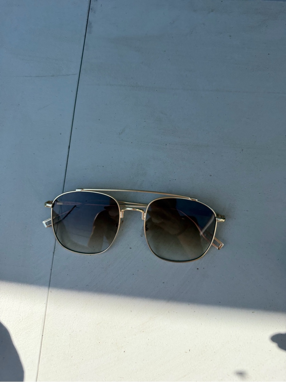 Free People Gold Frame Gradient Aviator Sunglasses - Gray Lenses
